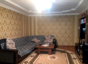 Satılır 3 otaqlı 70 m2 köhnə tikili Zərifə Əliyeva adına park