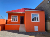 Satılır 3 otaqlı 90 m2 həyət evi Binə