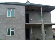 Satılır 4 otaqlı 900 m2 yeni tikili Şüvəlan