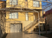 Satılır 6 otaqlı 300 m2 həyət evi Zığ