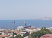 Satılır 4 otaqlı 90 m2 köhnə tikili Həzi Aslanov m.