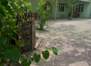 Satılır 5 otaqlı 200 m2 həyət evi Novxanı