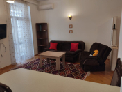 İcarəyə verilir 2 otaqlı 50 m2 köhnə tikili 28 May m.