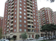 Satılır 4 otaqlı 165 m2 yeni tikili 28 May m.