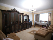 Satılır 3 otaqlı 90 m2 köhnə tikili 8 mkr