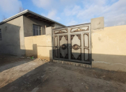 Satılır 4 otaqlı 105 m2 həyət evi Bakıxanov