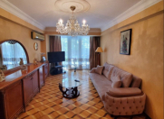 Satılır 3 otaqlı 120 m2 köhnə tikili Sahil m.