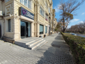 İcarəyə verilir 5 otaqlı 110 m2 obyekt Gənclik m.