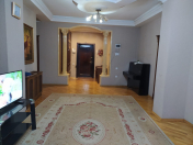 Satılır 3 otaqlı 136 m2 yeni tikili 8 mkr