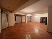 Satılır 5 otaqlı 196 m2 yeni tikili Nəriman Nərimanov m.