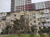 Satılır 2 otaqlı 50 m2 köhnə tikili 5 mkr