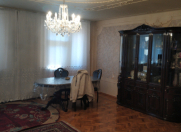 Satılır 4 otaqlı 90 m2 köhnə tikili 8 km