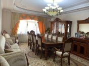 Satılır 4 otaqlı 186 m2 yeni tikili Dövlət Statistika Komitəsi