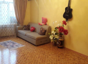 İcarəyə verilir 3 otaqlı 90 m2 köhnə tikili Hüseyn Cavid parkı