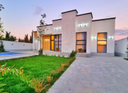 Satılır 4 otaqlı 160 m2 bağ evi Mərdəkan