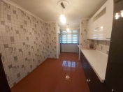 Satılır 3 otaqlı 70 m2 köhnə tikili Bakıxanov