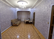 İcarəyə verilir 3 otaqlı 90 m2 köhnə tikili Gənclik m.