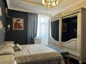 İcarəyə verilir 3 otaqlı 170 m2 yeni tikili 28 May m.