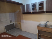 Satılır 3 otaqlı 80 m2 köhnə tikili Y.Günəşli