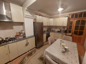 Satılır 3 otaqlı 80 m2 köhnə tikili Sərhədçi İdman kompleksi