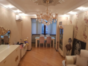 Satılır 3 otaqlı 70 m2 köhnə tikili Bakıxanov