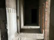 Satılır 1 otaqlı 99 m2 yeni tikili 28 May m.