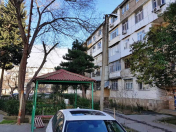 Satılır 3 otaqlı 80 m2 köhnə tikili 8 km