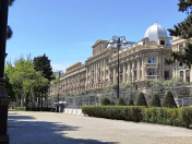 İcarəyə verilir 16 otaqlı 350 m2 obyekt Sahil m.