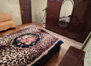 Satılır 3 otaqlı 80 m2 köhnə tikili 8 km