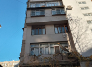 Satılır 4 otaqlı 110 m2 köhnə tikili Ayna Sultanova heykəli