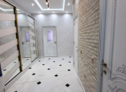 Satılır 4 otaqlı 142 m2 yeni tikili Xalqlar Dostluğu m.