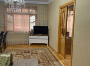 Satılır 4 otaqlı 130 m2 köhnə tikili Gəncə