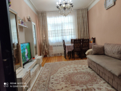 Satılır 3 otaqlı 70 m2 köhnə tikili 3 mkr