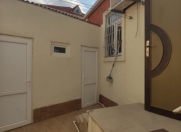 Satılır 2 otaqlı 100 m2 həyət evi Binəqədi