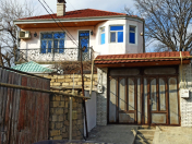 Satılır 5 otaqlı 180 m2 həyət evi Binəqədi