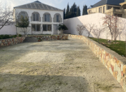 Satılır 7 otaqlı 300 m2 bağ evi Novxanı