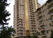 Satılır 4 otaqlı 220 m2 yeni tikili 28 May m.