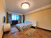 İcarəyə verilir 3 otaqlı 110 m2 köhnə tikili Hilton otel