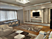 İcarəyə verilir 3 otaqlı 155 m2 yeni tikili Babək Plaza