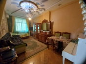 Satılır 2 otaqlı 90 m2 yeni tikili Bakı Dövlət Universiteti