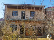 Satılır 5 otaqlı 240 m2 həyət evi Müşfiqabad