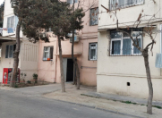 Satılır 3 otaqlı 80 m2 köhnə tikili Xalqlar Dostluğu m.