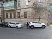 Satılır 7 otaqlı 250 m2 köhnə tikili İçəri Şəhər m.