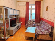 İcarəyə verilir 3 otaqlı 60 m2 köhnə tikili İçəri Şəhər m.