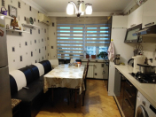 Satılır 4 otaqlı 80 m2 köhnə tikili Əhmədli m.