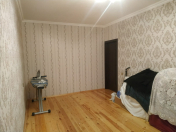 Satılır 5 otaqlı 120 m2 köhnə tikili Xalqlar Dostluğu m.