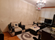 Satılır 3 otaqlı 80 m2 köhnə tikili Xalqlar Dostluğu m.