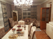 Satılır 5 otaqlı 200 m2 həyət evi Badamdar