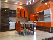 İcarəyə verilir 3 otaqlı 200 m2 yeni tikili 28 May m.