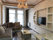 İcarəyə verilir 2 otaqlı 85 m2 yeni tikili Bayıl